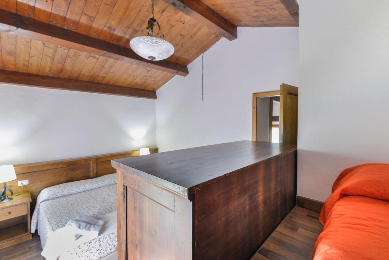 3 Charming Private Home With Pool, Bbq, Wi-Fi & Free Parking Кастель-дель-Пьяно Экстерьер фото